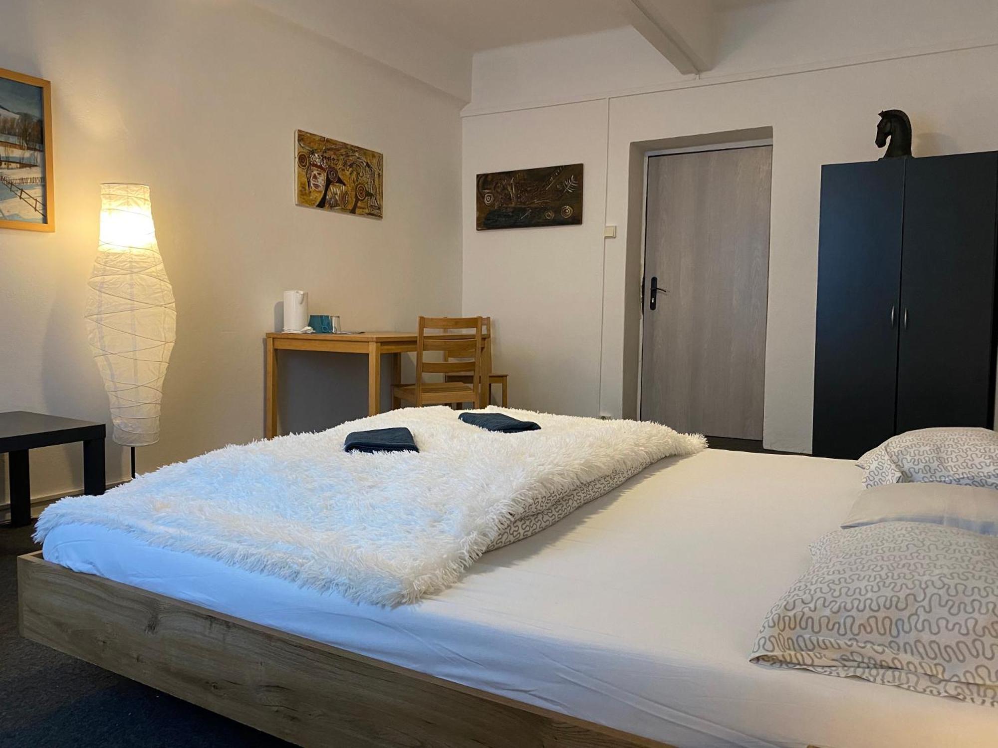 Motel Grado Прага Экстерьер фото